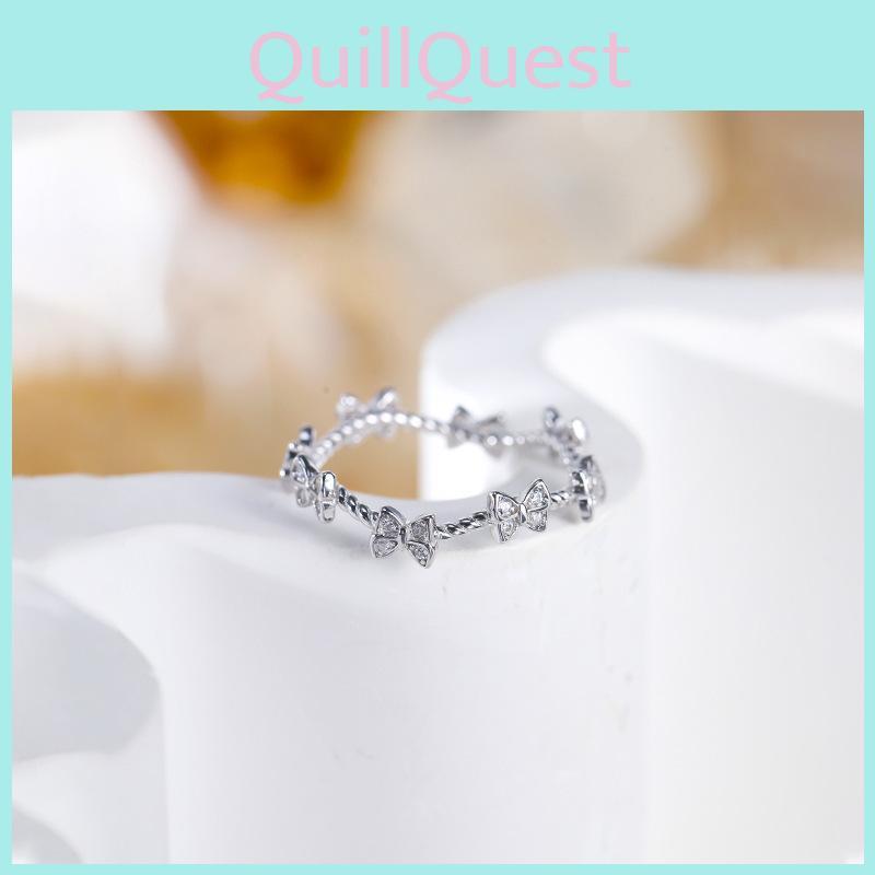 Bague ouverte réglable élégante et raffinée d'inspiration coréenne avec un design de papillon scintillant pour femmes