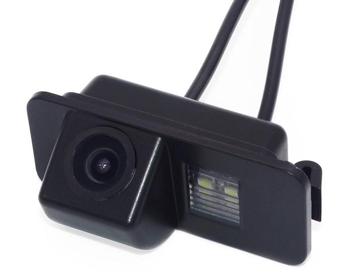 Compatible with Focus Hatchback, Chevrolet Epica, and Cruze: Integrated HD Rear View Car Camera.