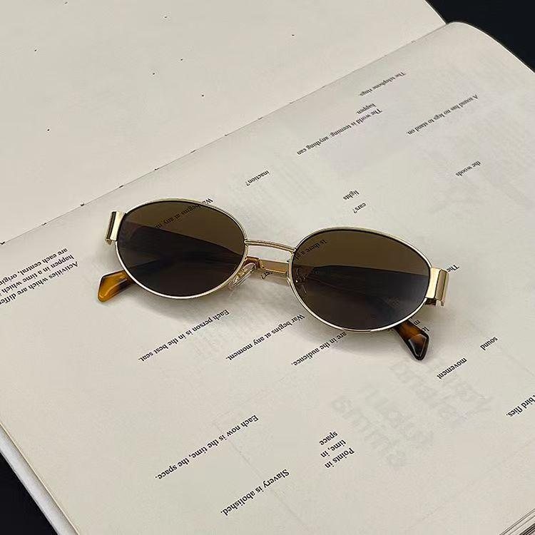 

Жіночі овальні металеві сонцезахисні окуляри Arc de Triomphe 2025 - Захист від сонця, Стильна маленька оправа, Вуличний стиль інфлюенсера