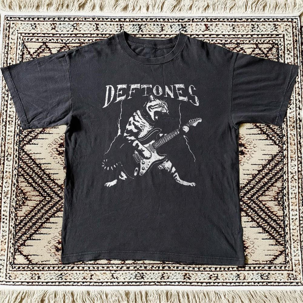 

HOT New Deftones Cat Playing Guitar Rock Black Cotton Tshirt Unisex T-Shirt S