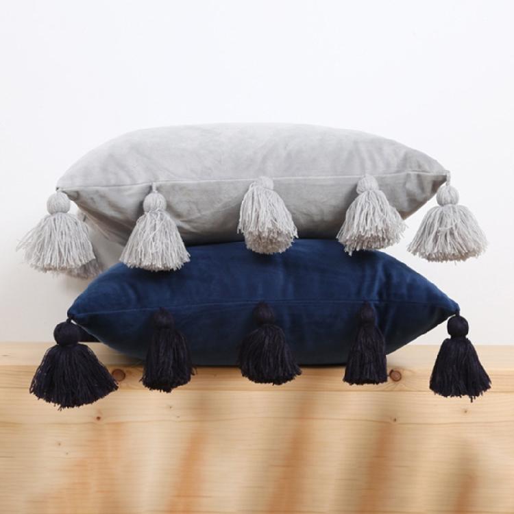 Bohemian Elegance Velvets Cushions Cover with Soft Tassels for Sofa and Bedroom Enhancement