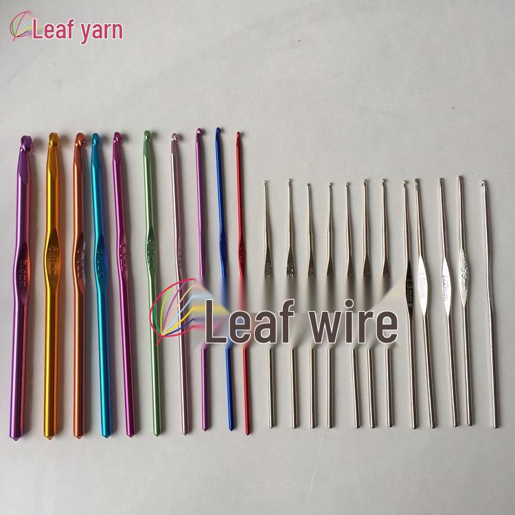 22-Piece Colorful Aluminum Crochet Hook Set with Leather Case