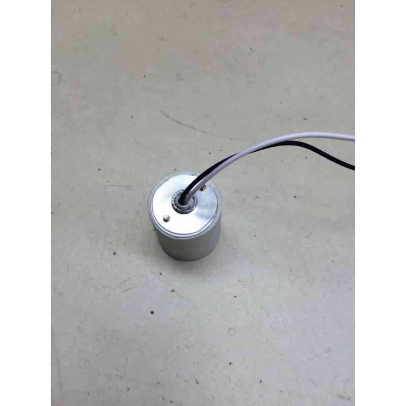 High-Temperature Ceramic E27 Screw Lamp Holder with 7-Shaped Foot and Wire, for Ceiling Lamp Modifications