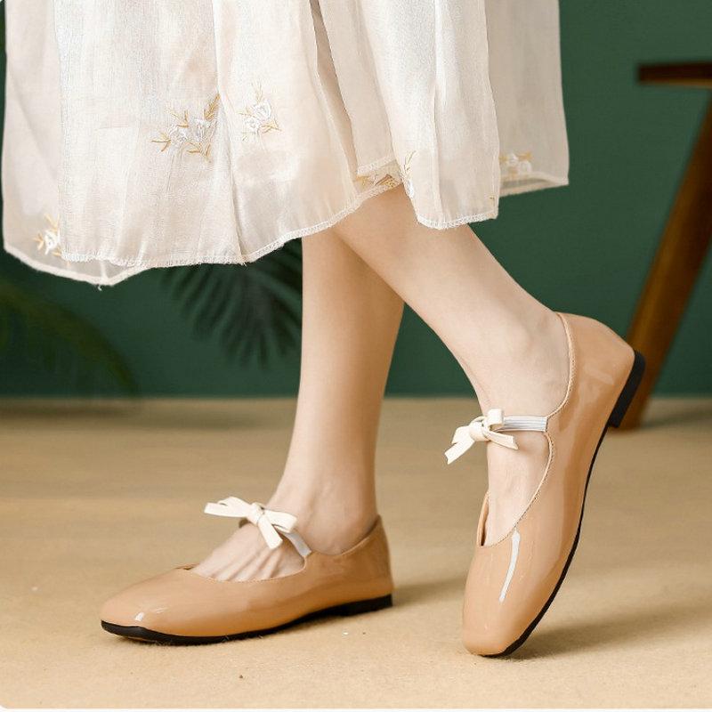 Fashion Flat Shoes for Women 2025 New Spring and Autumn Bow Shallow Mouth French Retro Ballet Red Mary Jane Shoes Large Size 44 43