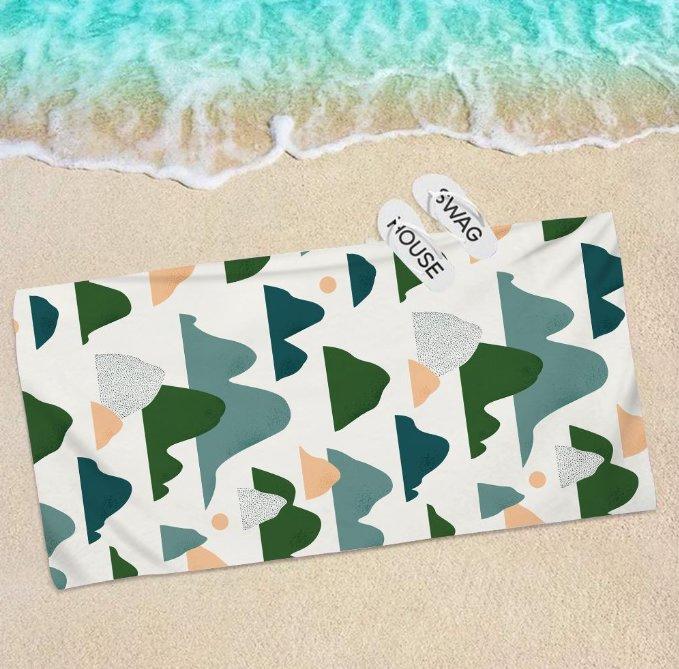 Vibrant Tropical Print Bath Towel - Soft Absorbent Towel for Family & Travel, Colorful Beach Design for Summer Fun