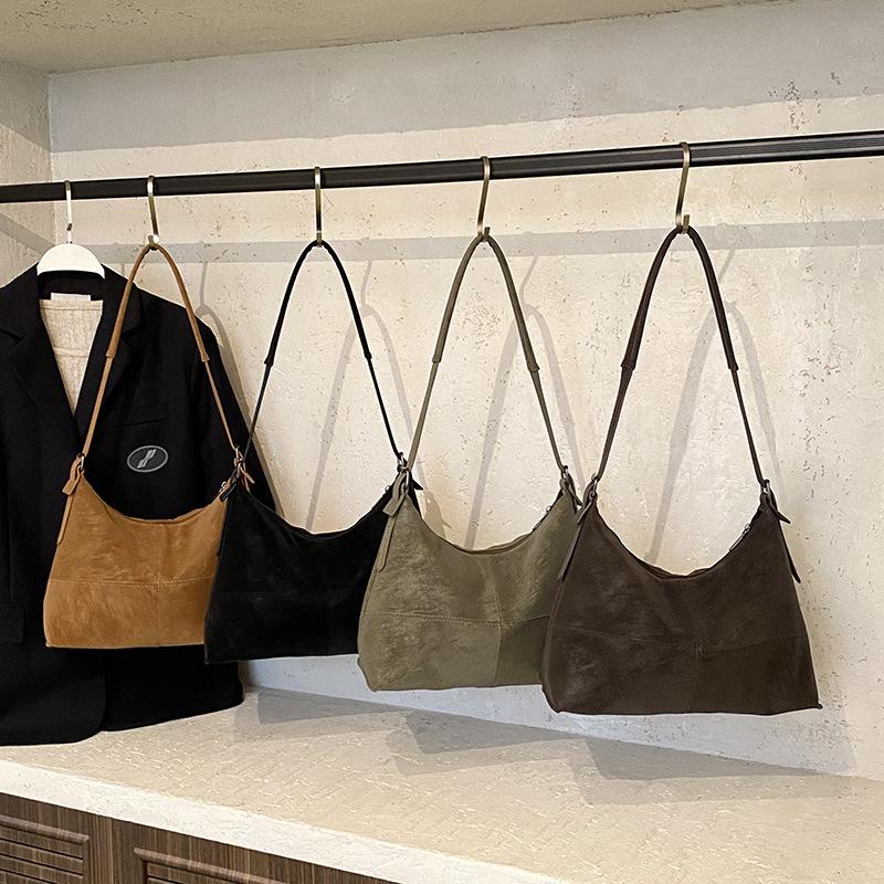 Casual Crossbody Bag, Single-shoulder Bag, Fashionable and Trendy, Large-capacity Commuter Underarm Bag