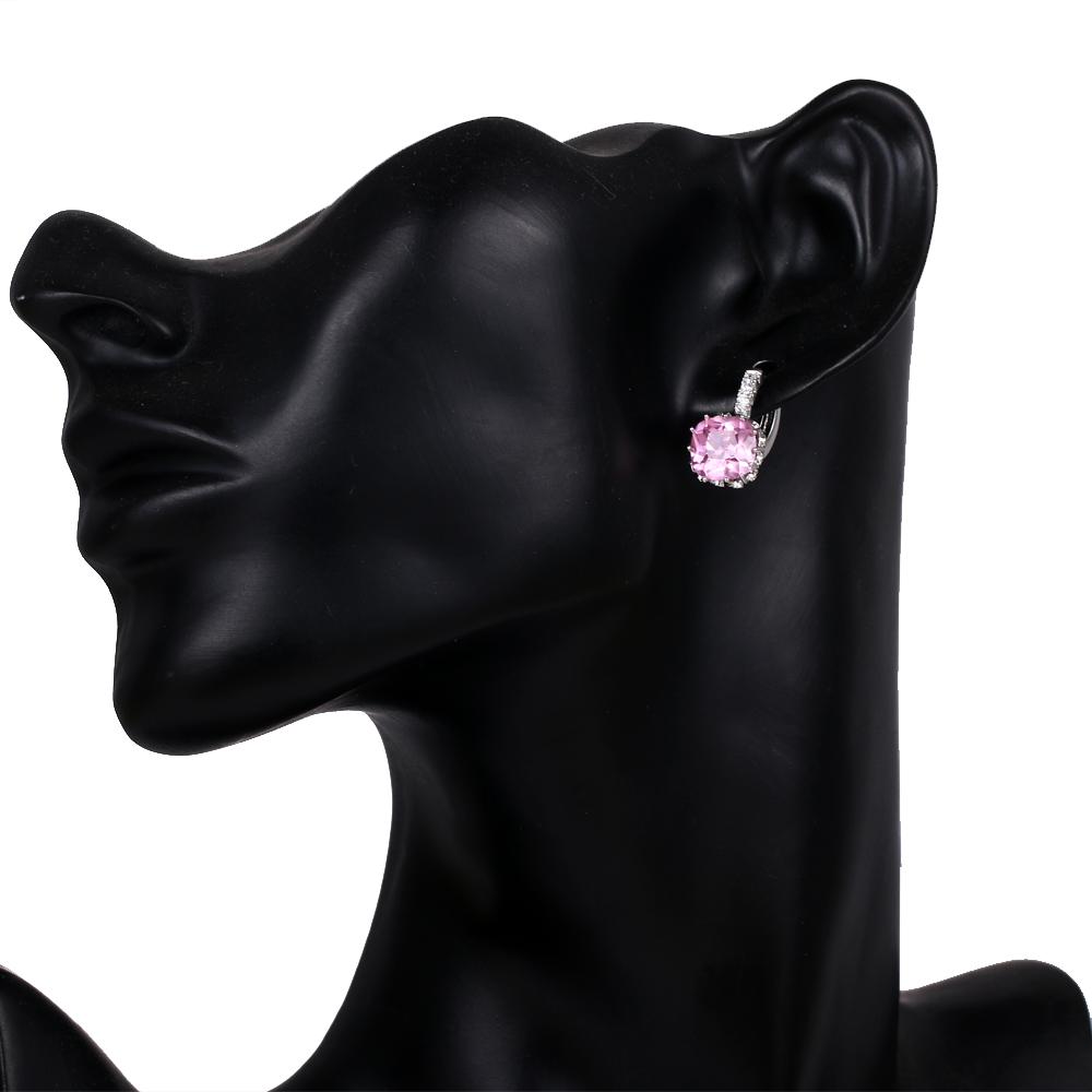 Bettyue Trend Classic Series Quadratische Form mit AAA-Zirkonia für Frauen und Mädchen, schlichte Ohrringe für modische Partys, erste Wahl