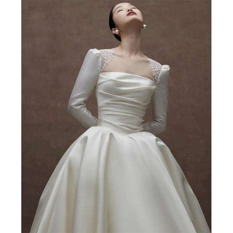 Satin Hochzeitskleid Braut 1011 neues Hauptkleid retro leichtes Hochzeitskleid Ausgehkleid kleiner Mann lange Ärmel unterwegs Prinzessin Frau