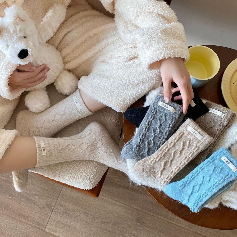Cloth Lable Winter Socks Thick Twist Striped Socks Warm Women's Socks