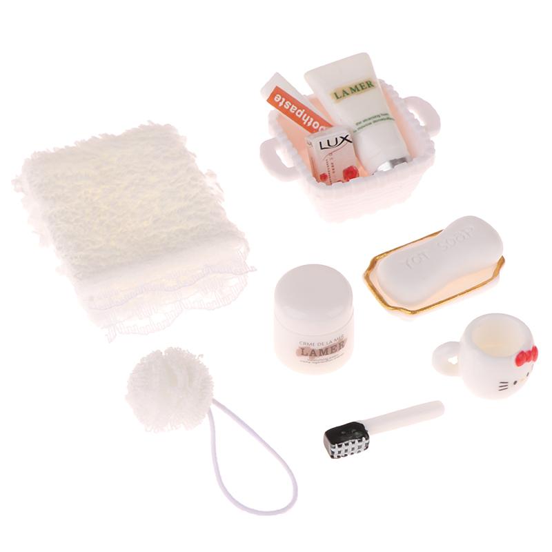 1/12 Dollhouse Mini Simulation Kt Cat Toiletries Cosmetics Kit Dollhouse Bathroom Decor Micro Scene Construction Props Kid Toy