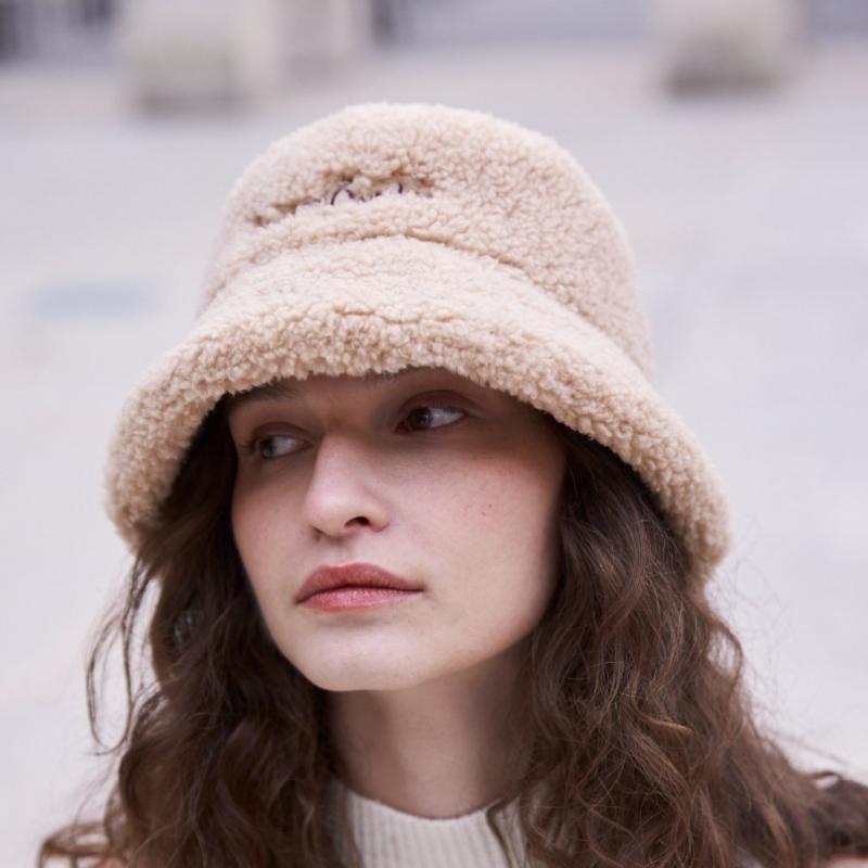 Lem Nplet Faux Fur Bucket Hat Model  Lac026kracc