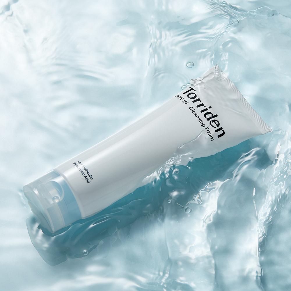 TORRIDEN Dive-In Low Molecular Hyaluronic Acid Cleansing Foam 150ml – Mild Foam Cleanser, Hydration Care, Korean