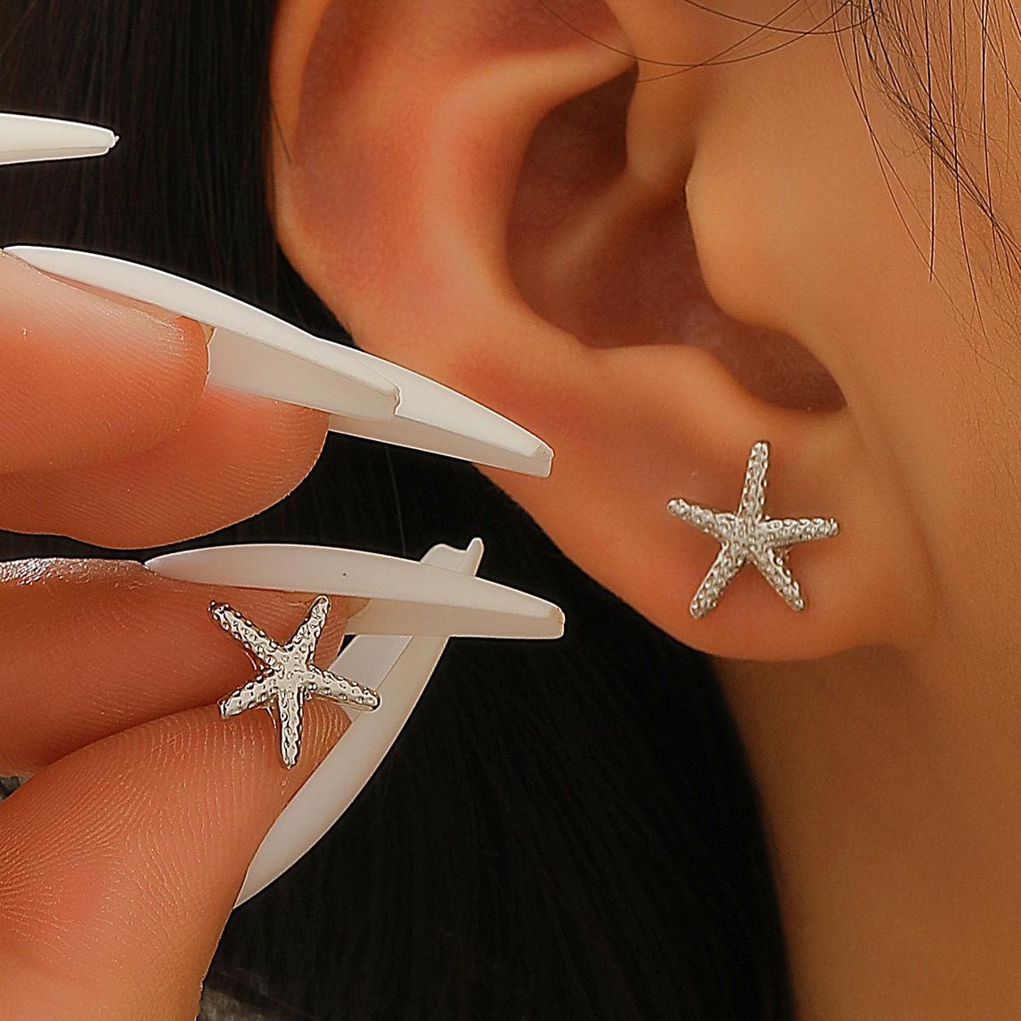 

Gold Color Starfish Ear Clip Stud Earrings for Women Simple Five-pointed Star Ear Cuff Earrings Piercing Punk Daily Wear Zircon