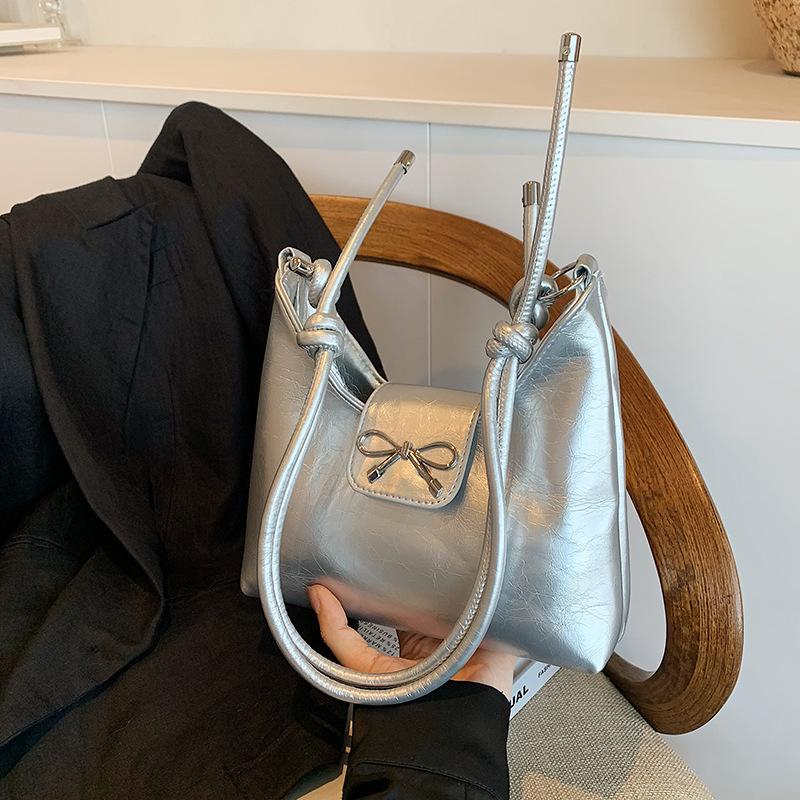 Portable fashion tote bag Korean ins shoulder bag 2025 summer foreign style sweet bow simple messenger bag