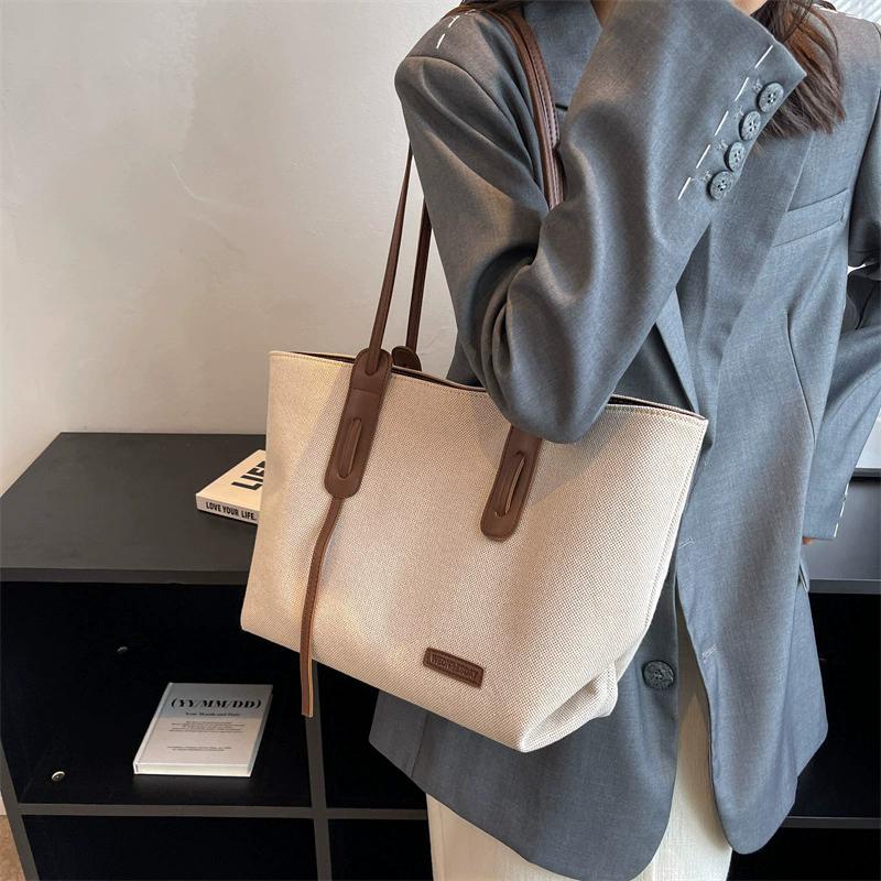 Women's Large Capacity Solid Color Handbag Casual Versatile Shoulder Bag for Travel Business Daily Use