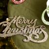 1pcChristmas Merry Hanging Decoration Plastic Red Gold Glitter Hanging Sign Christmas Doorway Garden Store Hanging Text Decorati