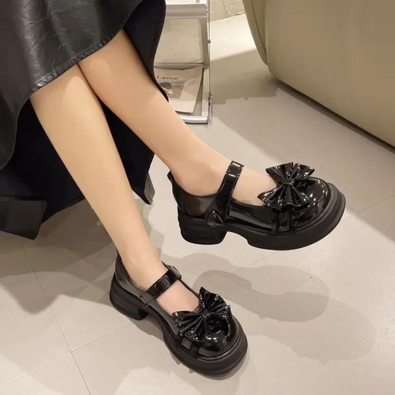 2024 Nouvelle Mode Vente Chaude Chaussures pour Femmes à Bout Rond Décorées d'un Nœud Talon Épais Confortable Couleur Unie Chaussures pour Femmes Zapatos