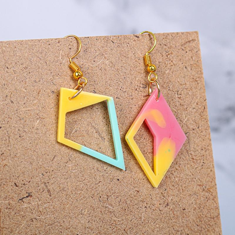 Silicone Earrings Mold Diamond-shaped Earrings Pendant Mold Resin Casting Mold Craft Tools Suitable for Women Girls