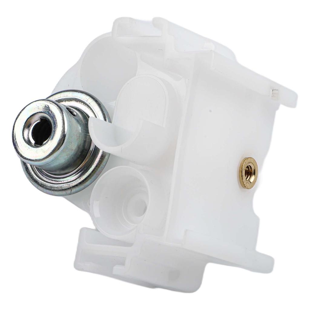 1561048H00 Kraftstoffpumpenbaugruppe und Kraftstofffilter für SUZUKI für GW2500 1561048H00 Motorradzubehör Innenräume