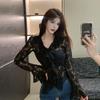 Cămașă de culoare uni cu gât în V, cu mâneci lungi goale, top la modă și șic pentru femei