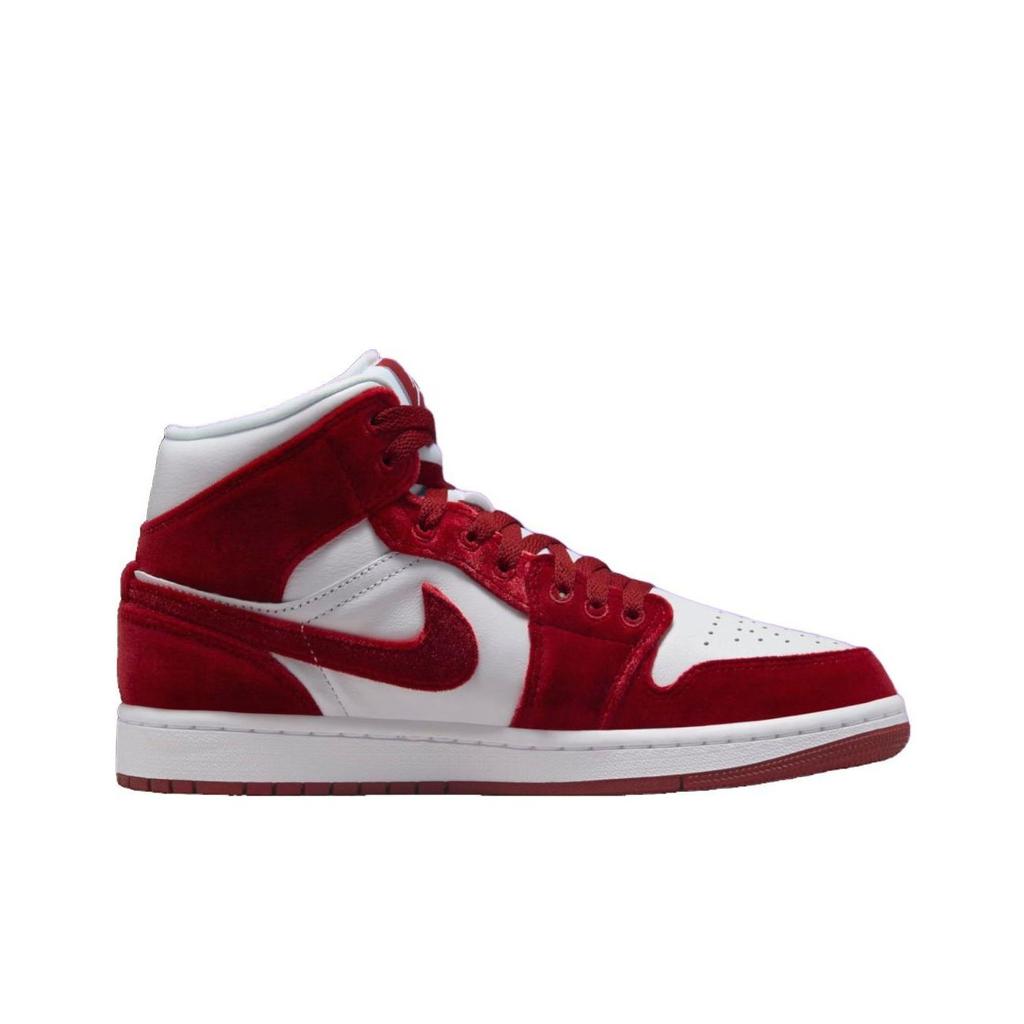 Dámské tenisky Air Jordan 1 Mid Red Velvet Bílá Černá Týmově červená FZ3334-100