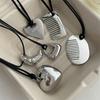 Koreanischer Stil Trendiges Modisches Nischen-Design Kamm-Anhänger Halskette Stilvolles Leichter Luxus Verstellbare Lange Pulloverketten-Accessoire