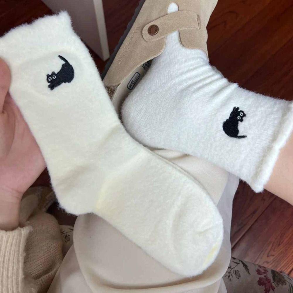 

Winter Mink Fleece Socks Warm Coral Plush Socks Solid Color Cashmere Socks Women чорний