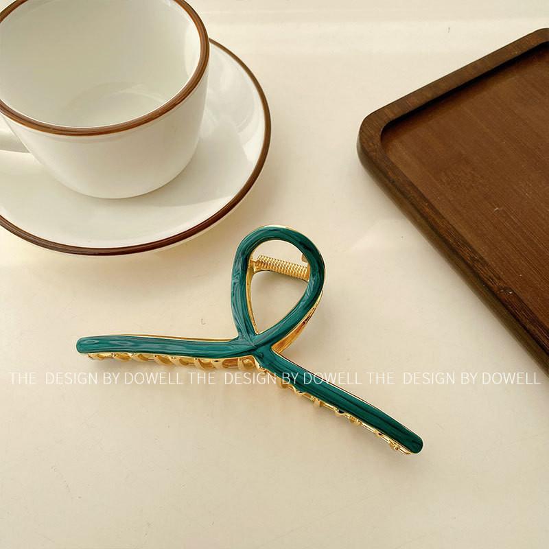

Stunning 14cm Alloy Hair Clip Vintage Aesthetic Shark Claw With Polished Finish Emerald14cm