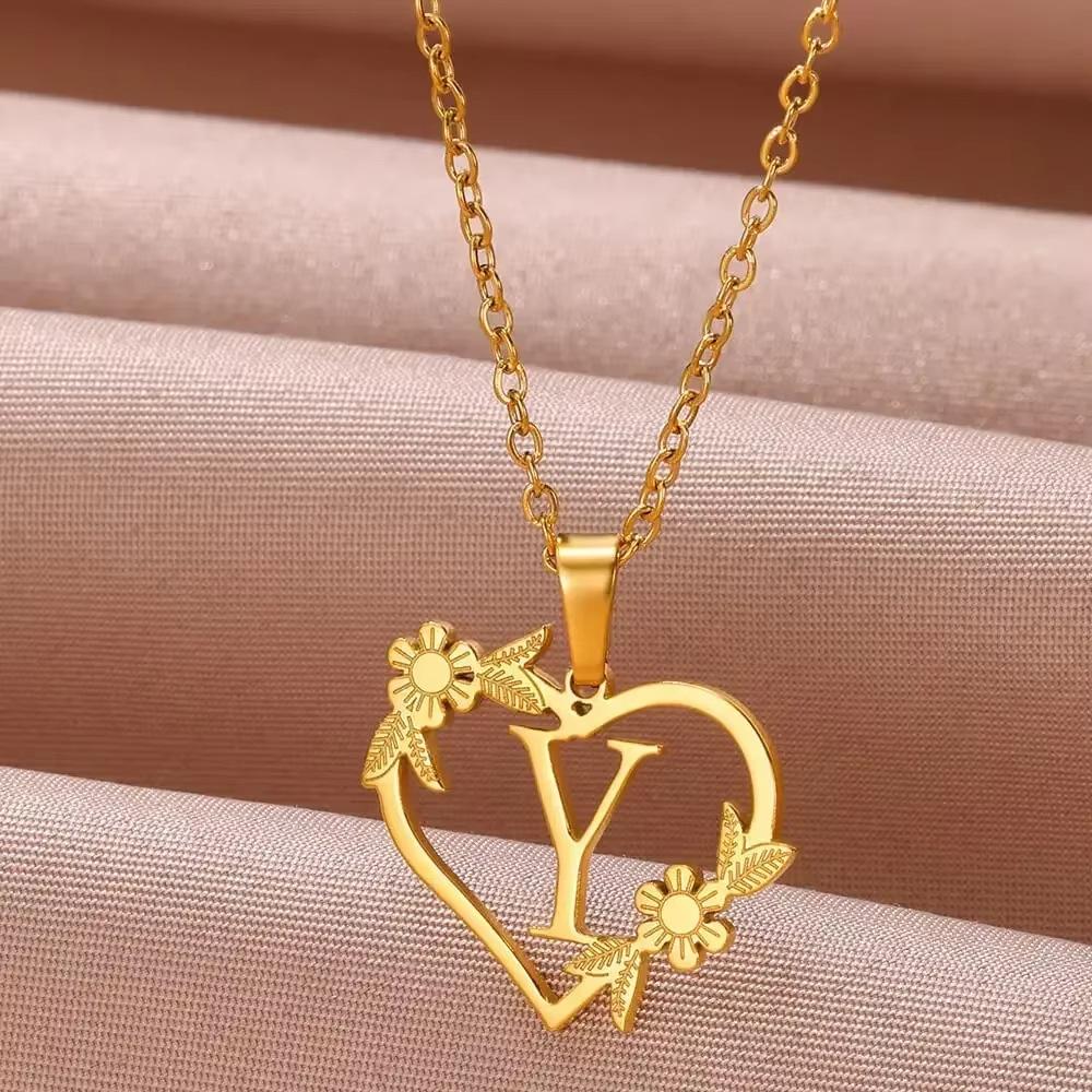 New English Alphabet Heart Pendant Gold Flower Premium Titanium Steel Gold Plated Necklace Clavicle Chain Fresh Woman