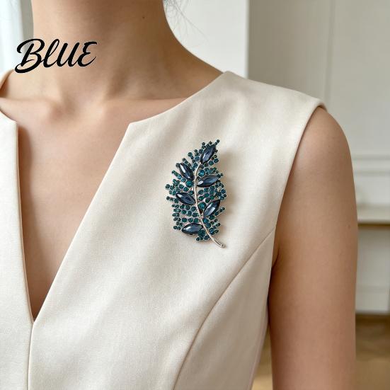 Collar Pin Brooch Imitation Crystal Inlaid Leaf Design Pin-Type Sparkling