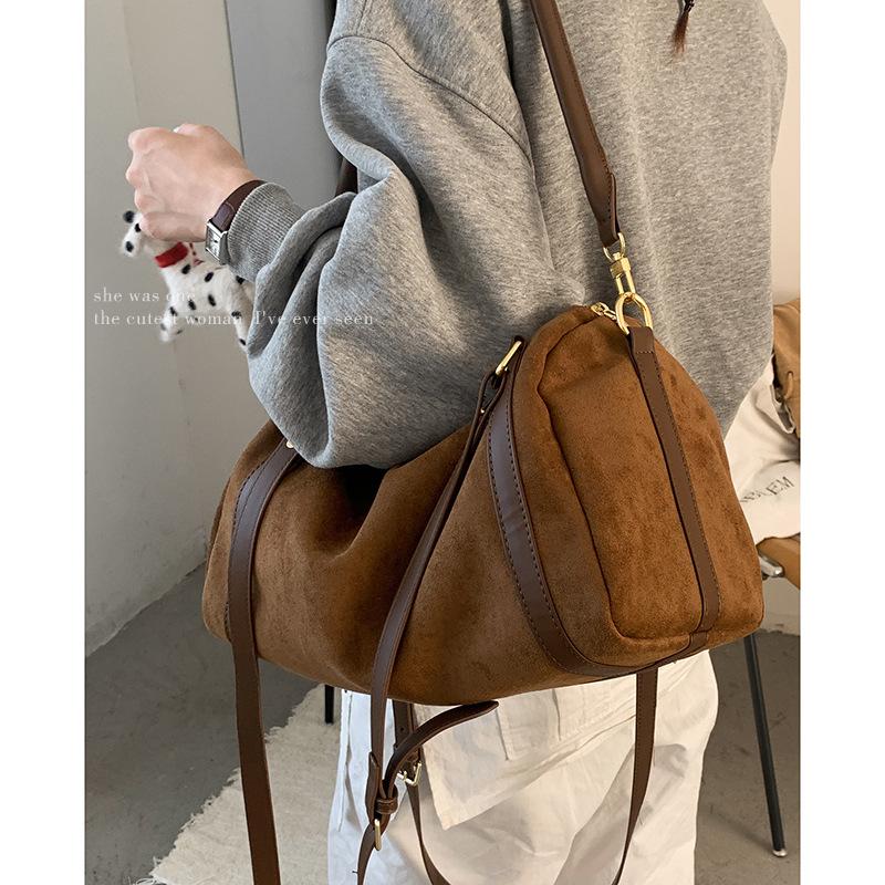 Large-capacity Pillow Bag, Women's Bag, Boston Shoulder Bag, Commuter Underarm Bag