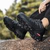 Outdoor Hiking Shoes Men Anti-slip Lightweight Low-top Sports Shoes Men Lace-up Flat Soft Breathable Casual Sport Shoes Men