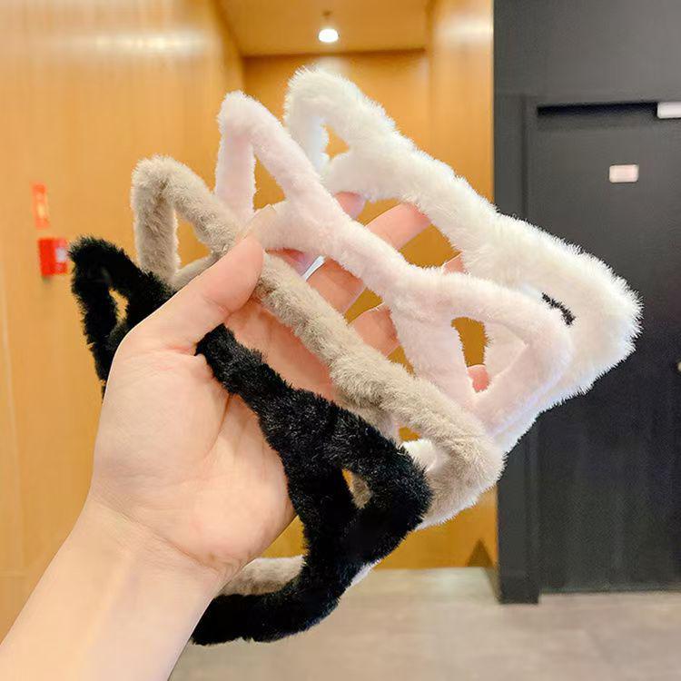 Women's Cute Cat Ear Plush Headband: Autumn/Winter Face Wash, Hair Tie, Travel Clip, New 2023 Hair Accessory.