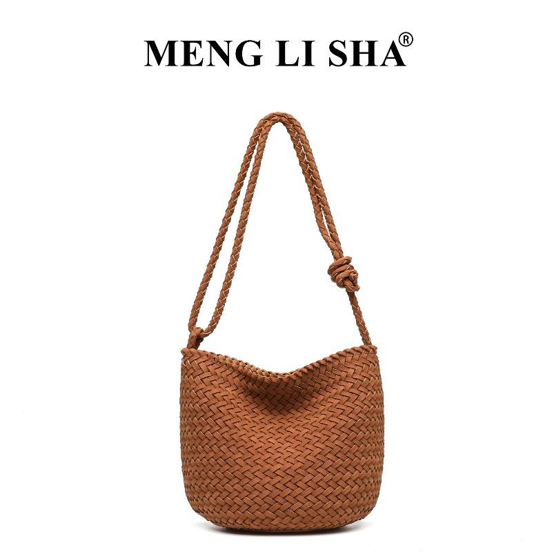 Autumn and winter new retro premium matte hand-woven bucket bag women s fashion trend shoulder messenger bag