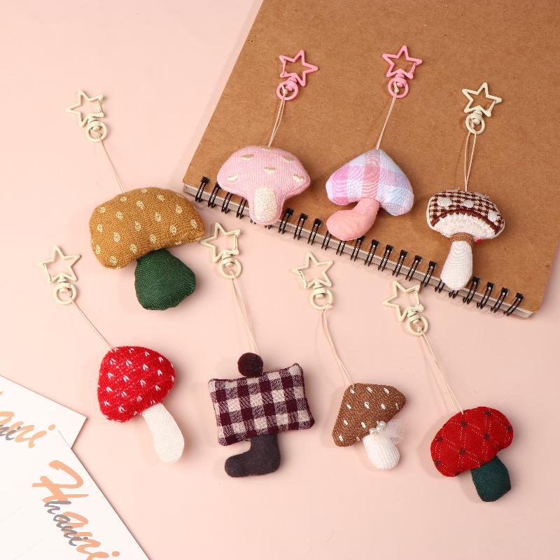 Waldstoff Pilz Schlüsselanhänger Taschenanhänger Schlüsselring Einfach Alles-Passend Taschen Dekoration Zubehör