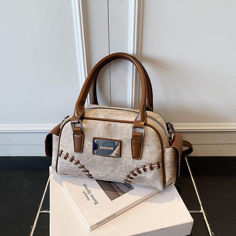 

Premium sense portable pillow bag women s new fashion versatile shoulder messenger bag niche commuter bag