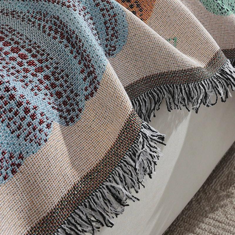 Pumpkin Pattern Sofa Cover Throw for All-Seasons Anti-Skid Couch Protector Stretchable Sofa Blanket for Living Room Home Decor