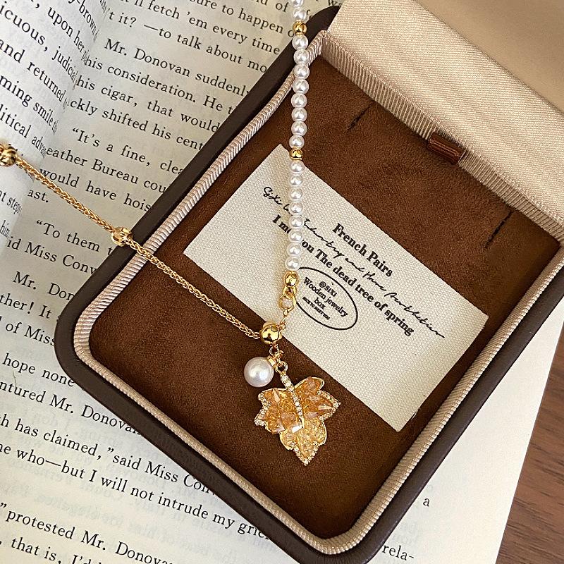 18K zircon maple leaf pearl beaded necklace exquisite elegance temperament collarbone chain neck chain female