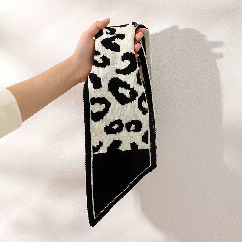 

Вязаный шарф с перекрещенными буквами зимний новый теплый маленький длинный женский ленивый с рубашкой шарф универсальный мужской