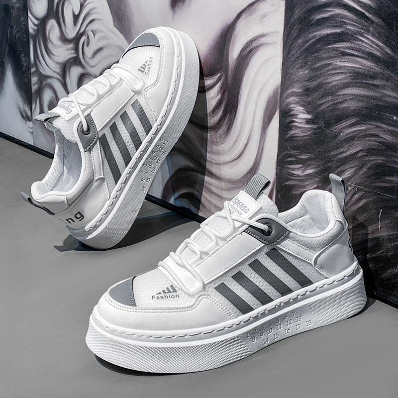 Herrenschuhe Sommer dünne atmungsaktive Mesh Board Schuhe vielseitige Herren Höhensteiger weiße Schuhe Trend Plateau Sportschuhe Herren