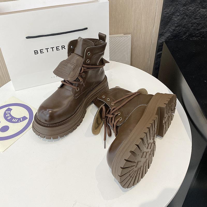 Martin boots women's British style 2025 autumn new letter lapel tooling locomotive boots lace-up thick-soled big yellow boots