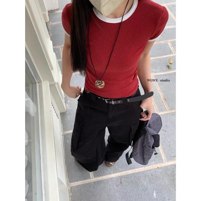 Kontrastfarbenes einfarbiges Rundhals-Slim-Kurzarm-T-Shirt für Damen Sommer Neues koreanisches Mode-Top