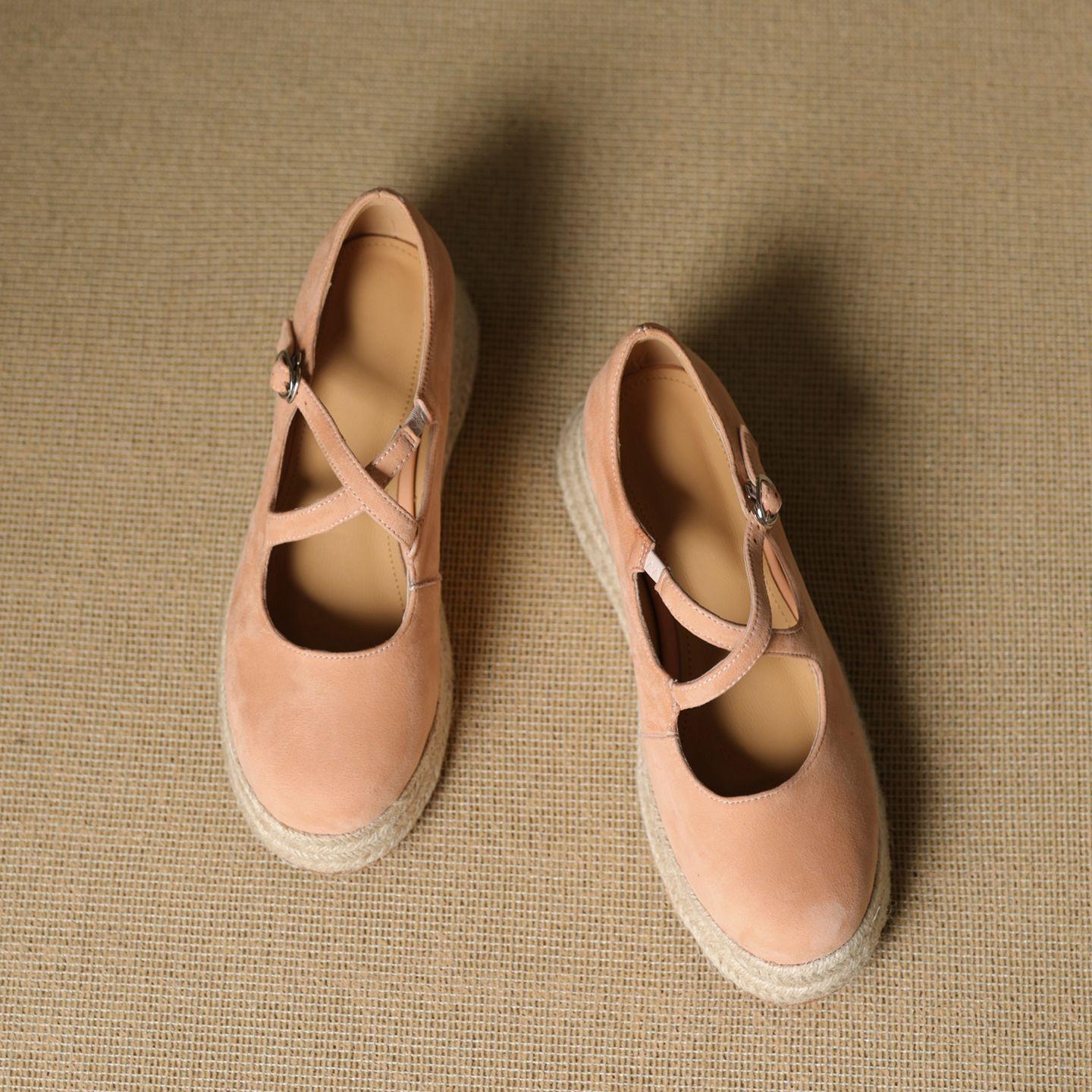 

Straw thick-soled Mary Jane shoes women s shallow-mouth single shoes early spring new products sheep flip skin round head belt buckle medium heel sing 39