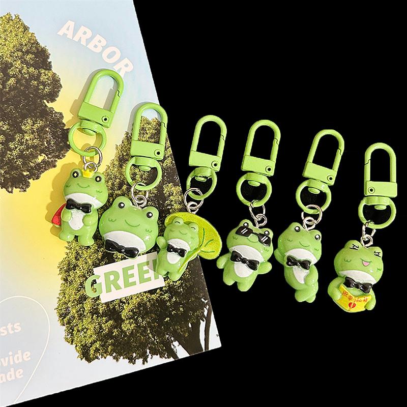 Mini Lonely Frog Keychain Off Single Cheats Funny Cartoon Pendant Girlfriend Gift Trumpet Ornament