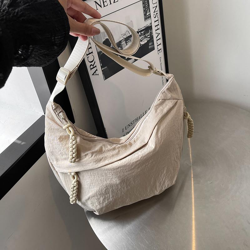 Versatile Sling Tote Bag For Women Trendy Nylon Crossbody Bag For Daily Outfits