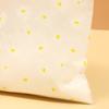100Pcs/Pack Daisy Pattern Gift Bags With Plastic Handle, Plastic Gift Bags, Perfect for Mother's Day, Parties, Holidays