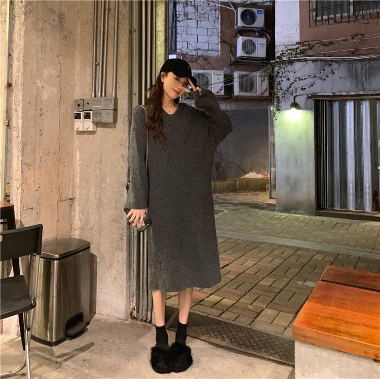 Korean loose hooded bottoming knitted dress women's 2026 autumn and winter thickened knee sweater medium and long skirt