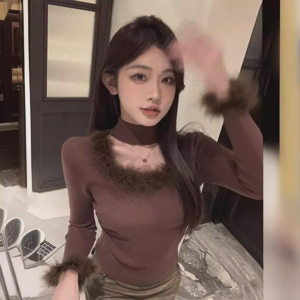 Dámský sametový top s halterovým výstřihem a kožešinovým stehem: Slim Fit, Dlouhý rukáv pro podzim/zimu"