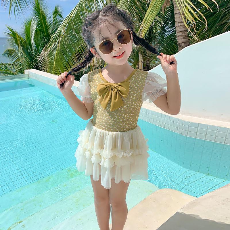 

Quick-Dry Princess Swimsuit: Mori Girl Split Style with Sun Protection and Tulle Skirt for Girls Size 110 (Height ~100cm)