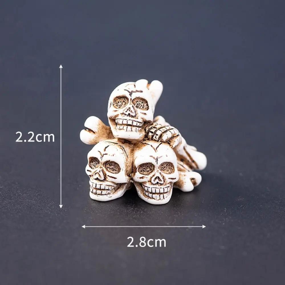 Multiple Styles Cartoon Halloween Small Ornaments DIY Mini Tombston Ornaments Resin Craft Resin Festival Ornaments Desktop